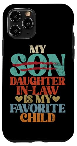 Meine Schwiegertochter ist mein Lieblingskind, der im Retro-Stil ersetzt wurde Hülle für iPhone 11 Pro Meine Schwiegertochter ist mein Lieblingskind, der im Retro-Stil ersetzt wurde Hülle für iPhone 11 Pro von Matching Family Daughter In Law Father Mother Tee