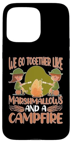 Wir gehen zusammen wie Marshmallows und ein Lagerfeuer Hülle für iPhone 15 Pro Max von Matching Romantic Partner Love Designs For Couples