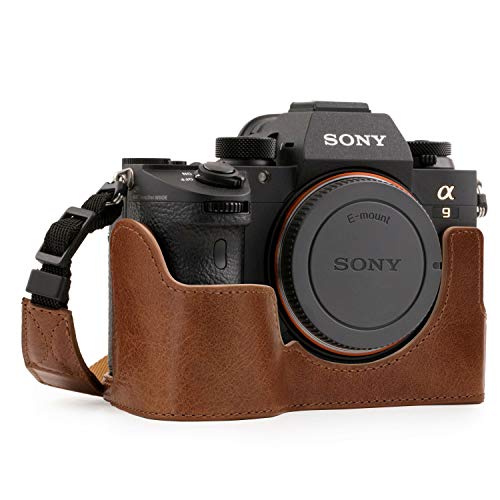 MegaGear MG1244 Sony Alpha A7RIII, A9, A7III Ever Ready Echtleder Kamera-Halbtasche mit Trageriemen - Braun von MegaGear