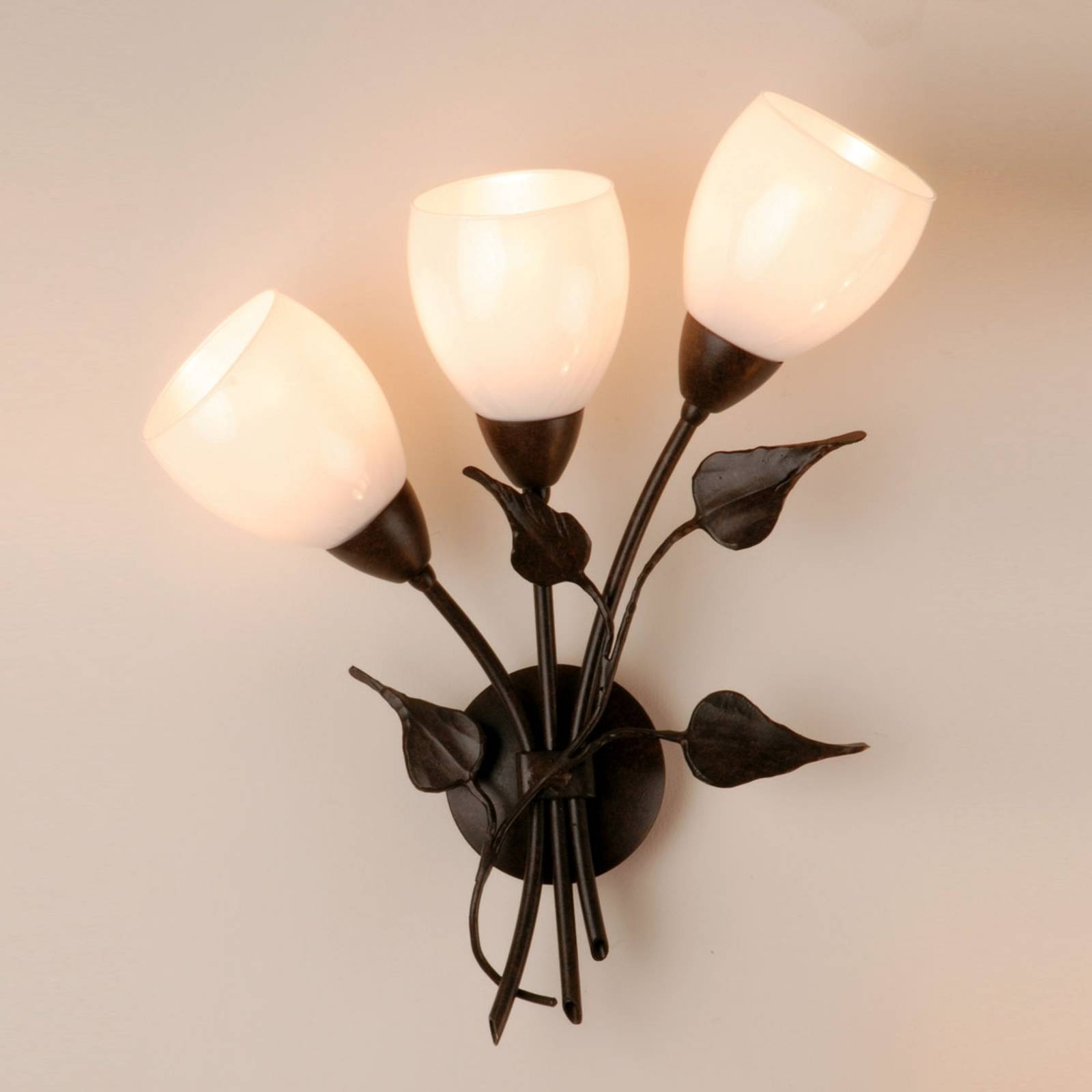 Menzel Chalet - florale Wandlampe mit Glastulpen Menzel Chalet - florale Wandlampe mit Glastulpen von Menzel