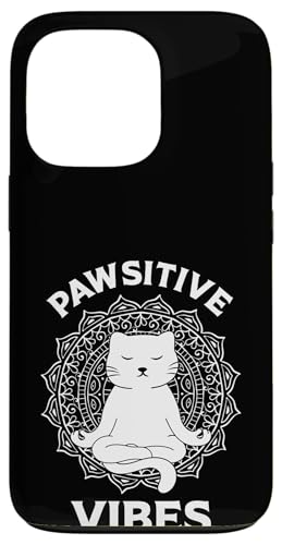 Meditating Kitty Cat Mandala Passive Vibes Katzenmütter und -väter Hülle für iPhone 13 Pro von Meow Mood Apparel.USA