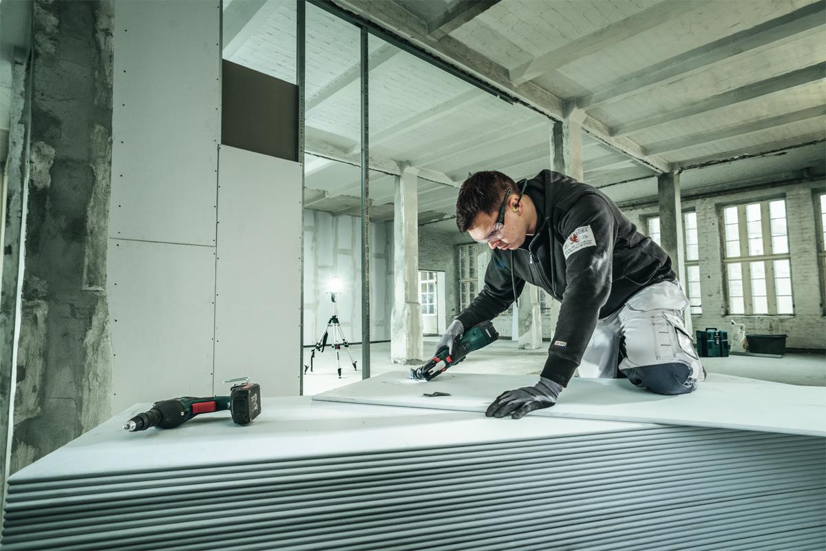 Metabo MT 18 LTX COMPACT - Oszillierendes Multiwerkzeug - schnurlos - 2 Akkus - 18 V (613021510) von Metabo