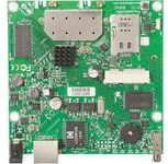 MikroTik RouterBOARD RB912UAG-5HPnD - Funkbasisstation - Wi-Fi - 5 GHz - DC power - intern MikroTik RouterBOARD RB912UAG-5HPnD - Funkbasisstation - Wi-Fi - 5 GHz - DC power - intern von MikroTik