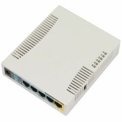 RB951Ui MikroTik RouterOS L4-2HnD 128MB RAM, 5xLAN, 1xUSB, 2.4GHz 802.11bgn (MT RB951Ui-2HnD) von MikroTik