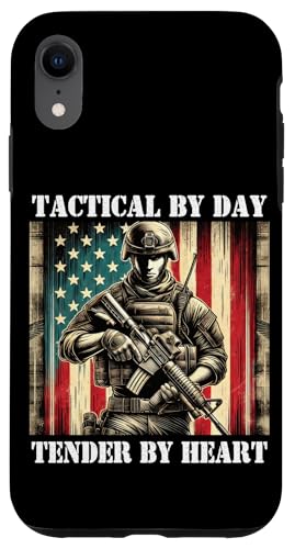 Stolzer Vater Sohn Tochter Ehefrau des starken liebevollen Militärvaters Hülle für iPhone XR Stolzer Vater Sohn Tochter Ehefrau des starken liebevollen Militärvaters Hülle für iPhone XR von Military Veteran Dad Hero Apparel.USA