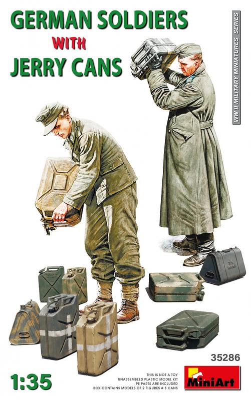 German Soldiers w/Jerry Cans von Mini Art