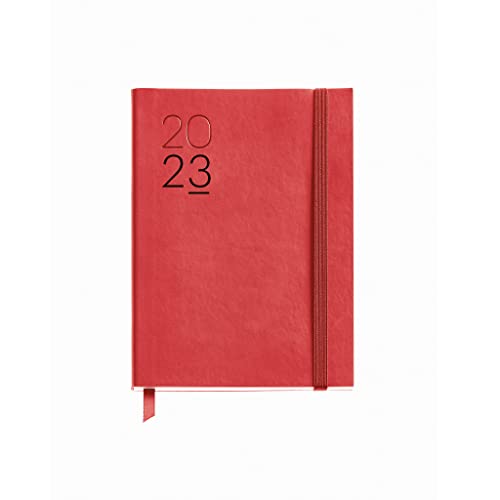 Miquelrius - Jahreskalender 2023 - Tag Seite - Journal Größe 122 x 168 mm - Flexible Abdeckung aus Kunstleder genäht - Spanisch, Englisch und Portugiesisch - Rot von Miquelrius