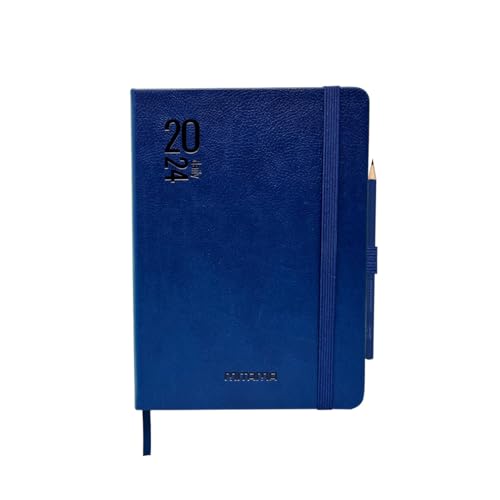 MITAMA Elegance Blue – Tagesplaner – 12 Monate 2024 – 366 Seiten + 66 zusätzliche Inhalte – Einband aus Kunstleder + passender Bleistift – 15 x 21 cm von Mitama