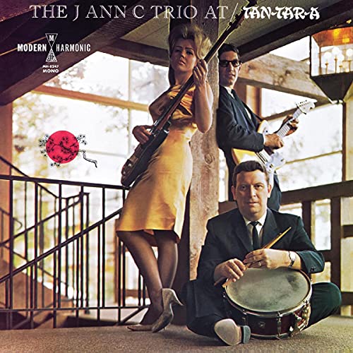 At the Tan-Tar-a [Vinyl LP] von Modern Harmonic