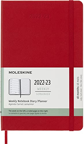 Moleskine - 18 Monate Wochenplaner, Terminkalender 2022/2023, Wochenplaner im Festen Einband und Gummibandverschluss, Maß Large 13 x 21 cm, Farbe: Scharlachrot Moleskine - 18 Monate Wochenplaner, Terminkalender 2022/2023, Wochenplaner im Festen Einband und Gummibandverschluss, Maß Large 13 x 21 cm, Farbe: Scharlachrot von Moleskine