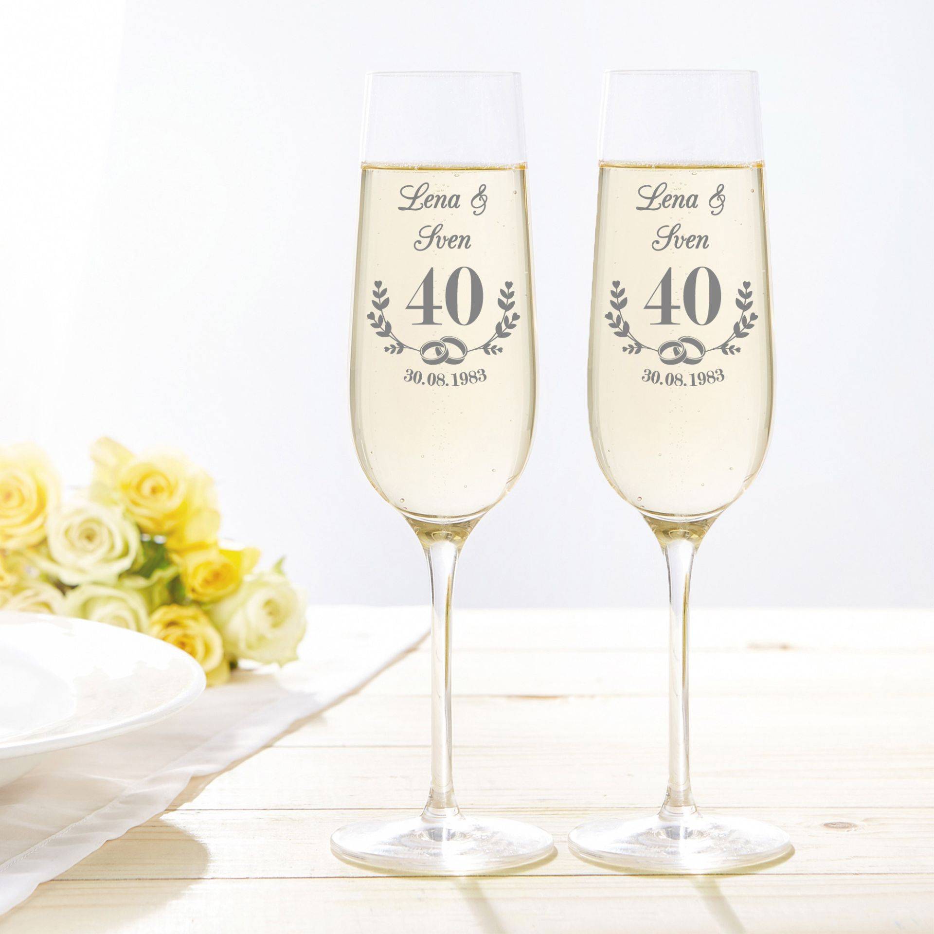 2er Set Sektglas mit Gravur - Rubinhochzeit 2er Set Sektglas mit Gravur - Rubinhochzeit von Monsterzeug