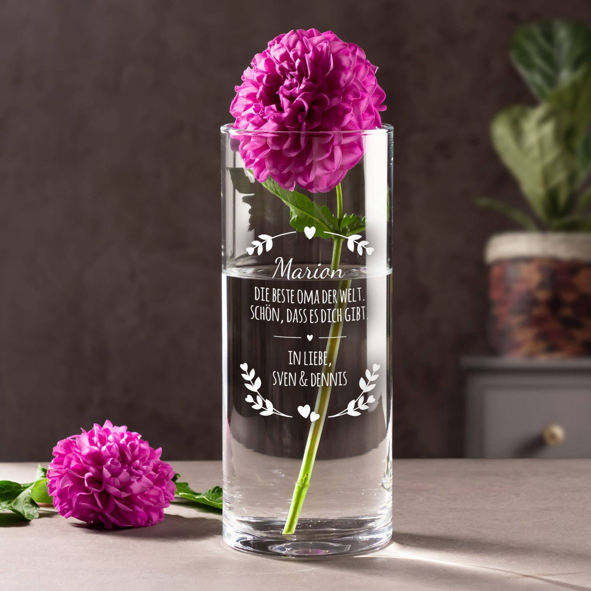 Runde Vase mit Gravur - Beste Oma Runde Vase mit Gravur - Beste Oma von Monsterzeug