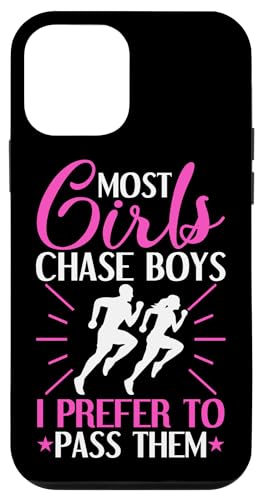 Die meisten Mädchen jagen Jungen - ich ziehe es vor, sie zu überholen Hülle für iPhone 12 mini von Motivational Triathlon Athlete Designs For Sport