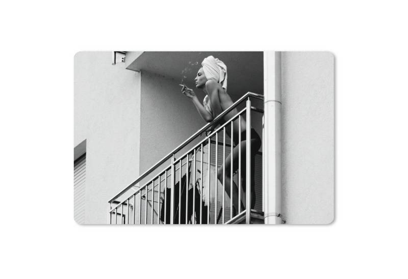 MuchoWow Gaming Mauspad Balkon - Zigaretten - Rauchen - Frau (1-St), Büro für Tastatur und Maus, Mousepad Gaming, 90x60 cm, XXL, Großes von MuchoWow