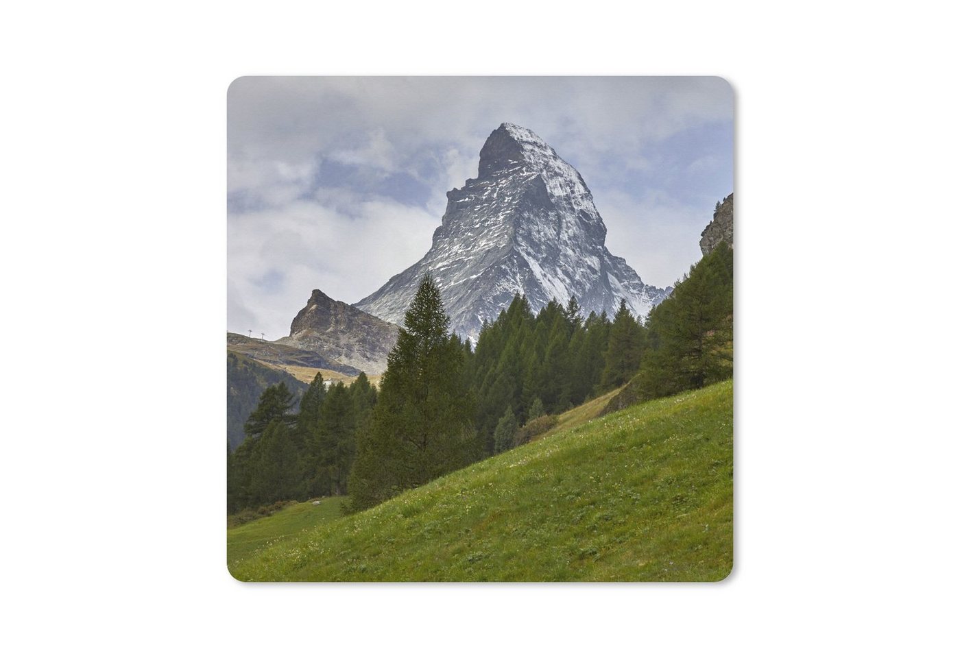 MuchoWow Gaming Mauspad Das Schweizer Matterhorn hinter einem Tannenwald (1-St), Mousepad mit Rutschfester Unterseite, Gaming, 40x40 cm, XXL, Großes von MuchoWow