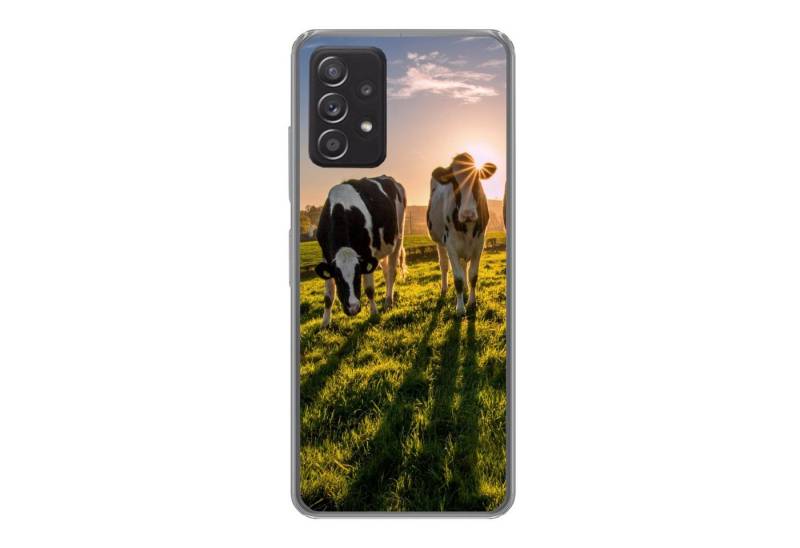 MuchoWow Handyhülle Kühe - Sonne - Gras - Tiere - Bauernhof, Handyhülle Telefonhülle Samsung Galaxy A73 von MuchoWow