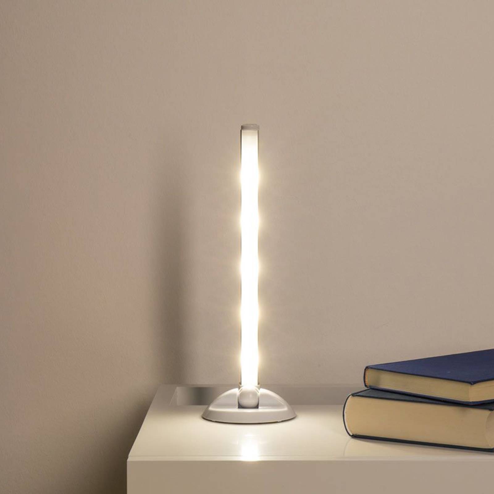 Batteriebetr. LED-Lightstick mit 2-Stufen-Dimmer Batteriebetr. LED-Lightstick mit 2-Stufen-Dimmer von Müller-Licht
