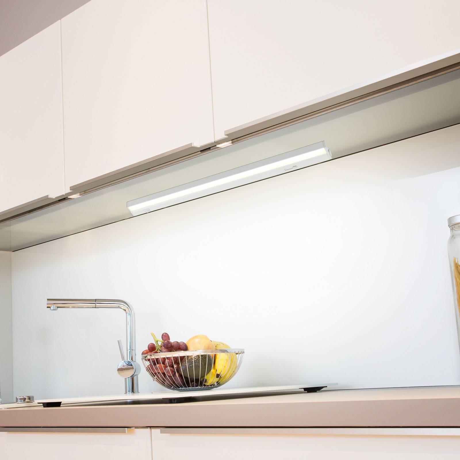 LED-Möbelleuchte Conero DIM Eurostecker 90cm grau LED-Möbelleuchte Conero DIM Eurostecker 90cm grau von Müller-Licht