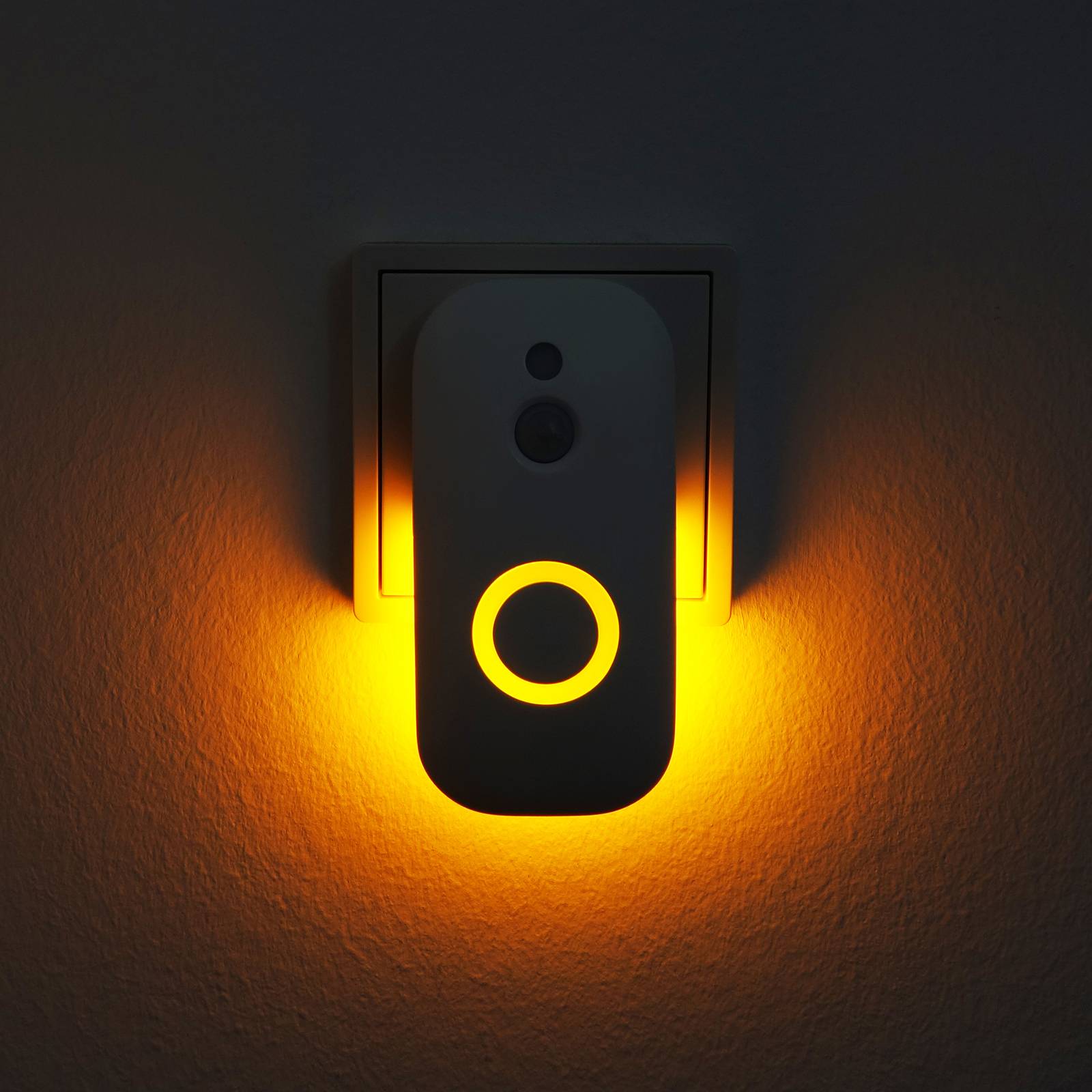 LED-Sensor-Nachtlicht Agena für die Steckdose LED-Sensor-Nachtlicht Agena für die Steckdose von Müller-Licht