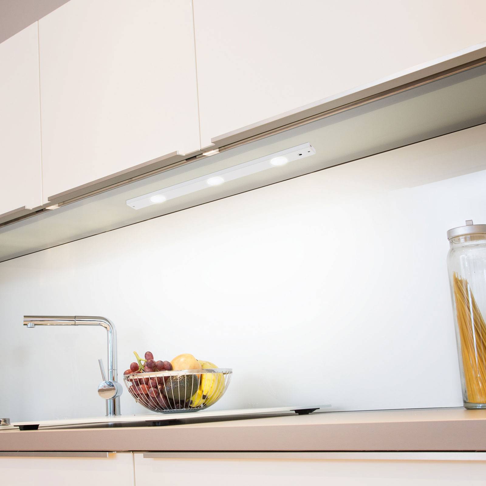 LED-Unterschrankleuchte Peppa Sensor, 82cm, weiß LED-Unterschrankleuchte Peppa Sensor, 82cm, weiß von Müller-Licht