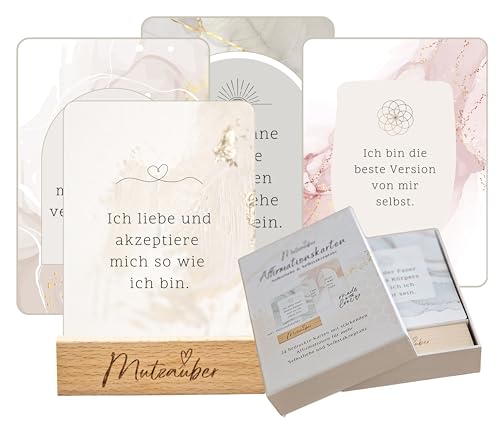 Mutzauber® 24 Affirmationskarten inkl. Geschenkbox + Holzaufsteller Motivationskarten Achtsamkeit für Erwachsene mit Schwerpunkt Selbstliebe & Selbstbewusstsein (Selbstliebe & Selbstakzeptanz) von Mutzauber