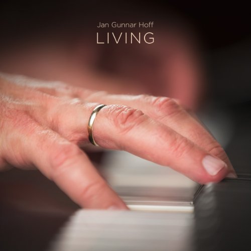 Living [Vinyl LP] von NAXOS