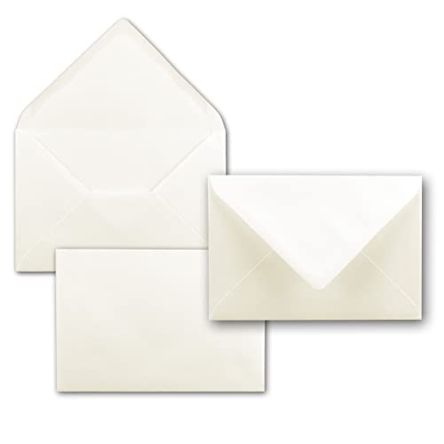 Briefumschläge in Creme - 300 Stück - Kuverts in DIN B6 Format 125 x 185 mm - 120 Gramm pro m² - Größer als DIN B6 für besonders dicke Faltkarten - Nassklebung - ideal für Weihnachten und Einladungen von NEUSER PAPIER
