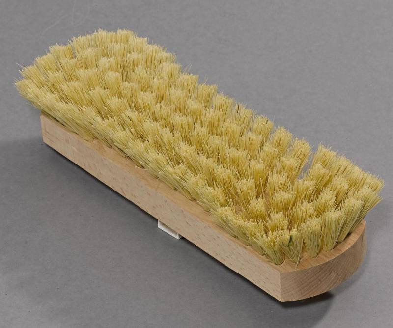 Schrubber Holz braun von NEUTRAL