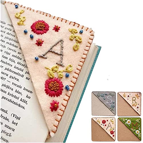 Personalized Hand Embroidered Corner Bookmark, Hand Stitched Felt Corner Letter Bookmark, Felt Triangle Bookmark, for Book Lover (autumn,A) von NOTRYA