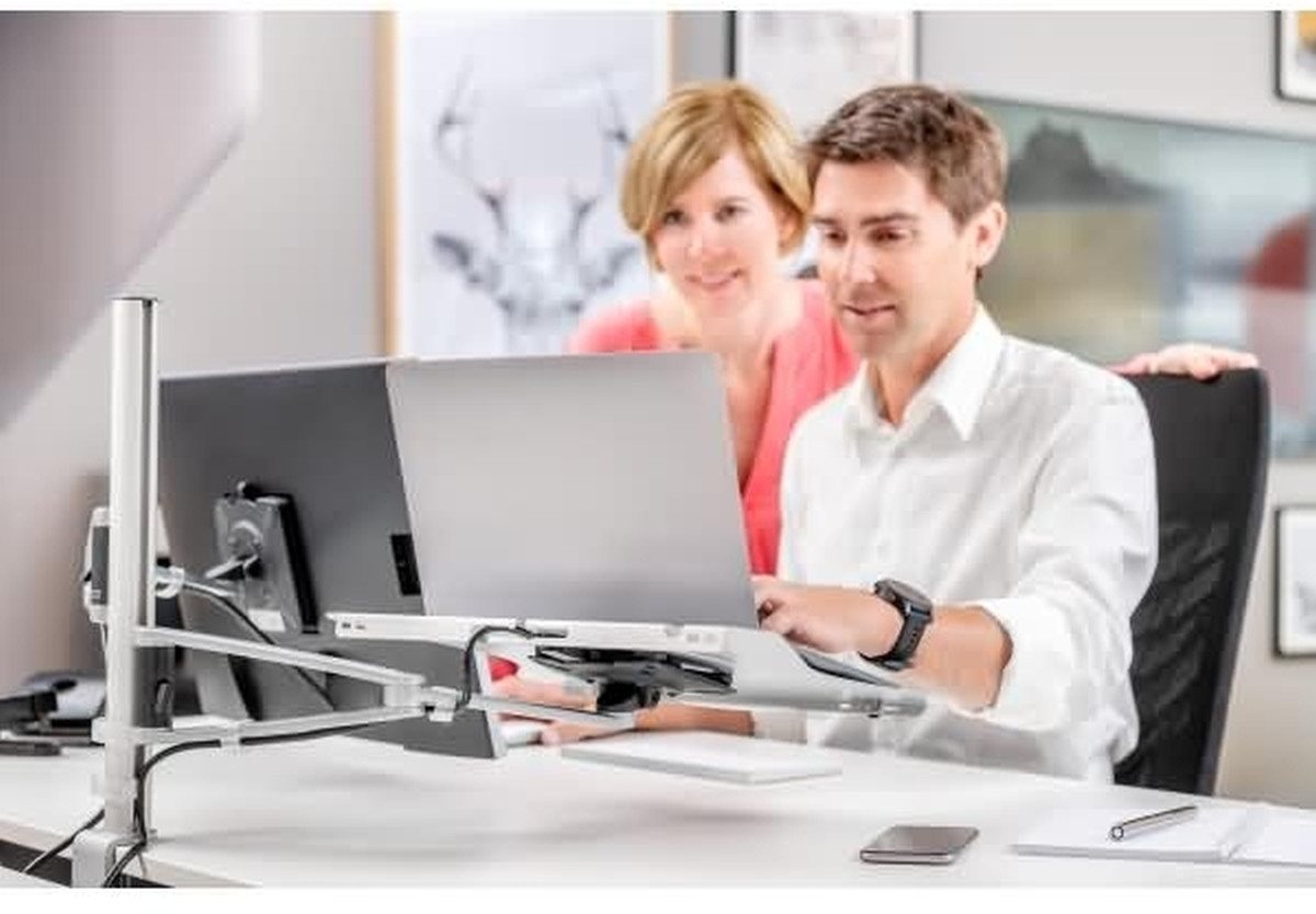 NOVUS Monitorhalter-Set MY twin arm 2.0 G. aus MY base G und 2x MY arm 2.0. Monitor-Halterung NOVUS Monitorhalter-Set MY twin arm 2.0 G. aus MY base G und 2x MY arm 2.0. Monitor-Halterung von NOVUS