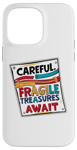 Sorgfältige zerbrechliche Schätze warten auf lustige Worte, niedliches Design, Geschenk Hülle für iPhone 14 Pro Max Sorgfältige zerbrechliche Schätze warten auf lustige Worte, niedliches Design, Geschenk Hülle für iPhone 14 Pro Max von Nadiya
