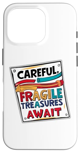 Sorgfältige zerbrechliche Schätze warten auf lustige Worte, niedliches Design, Geschenk Hülle für iPhone 16 Pro Sorgfältige zerbrechliche Schätze warten auf lustige Worte, niedliches Design, Geschenk Hülle für iPhone 16 Pro von Nadiya