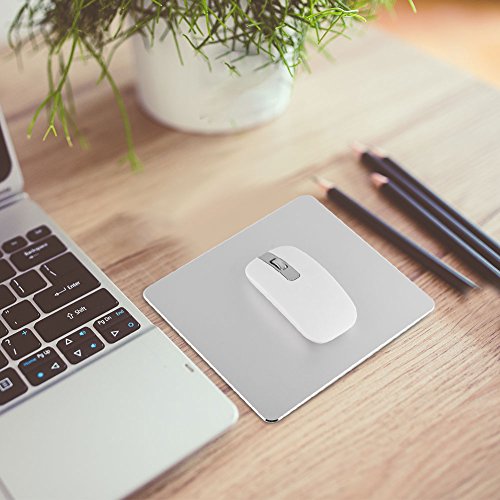 Metallmaus -Pad, Mauspads für Schreibtisch Aluminiumlegierung Nicht -Slip Gaming Maus Padmatte Doppelseitig Genaue Steuerung Mousepad Mousepad für PC (Silver) von Naroote