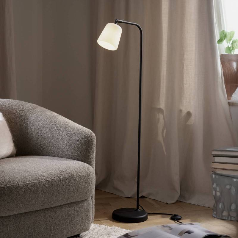 New Works Stehlampe Material, opalweiß, Glas, Höhe 125 cm von New Works