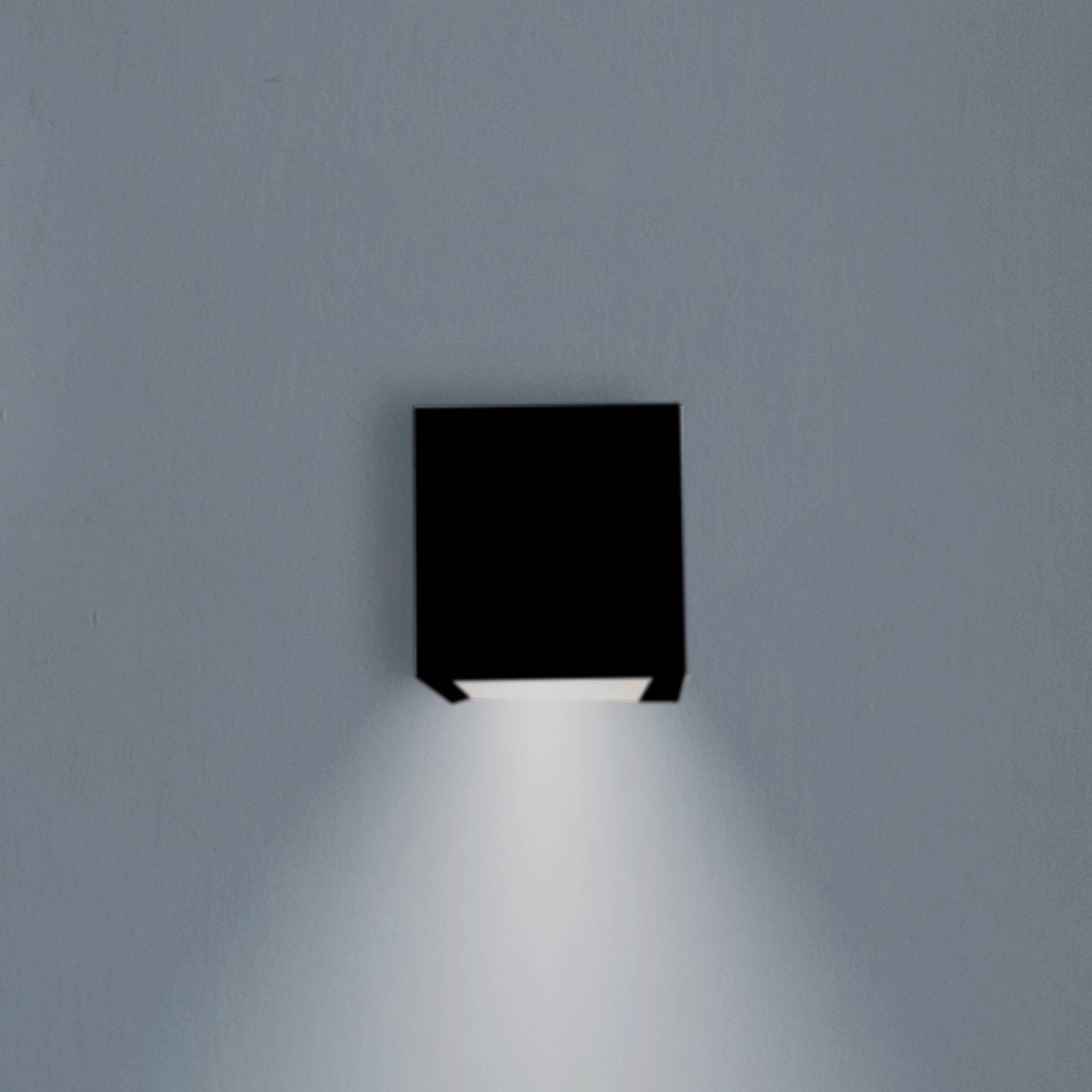 Newgarden LED-Akku-Wandleuchte Box 8, schwarz, 7,5x7,5cm Newgarden LED-Akku-Wandleuchte Box 8, schwarz, 7,5x7,5cm von Newgarden