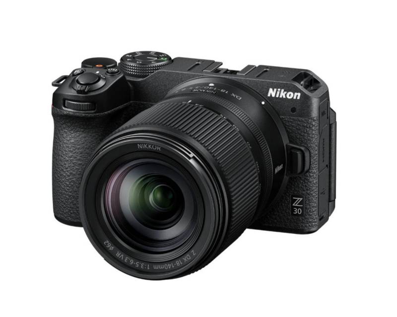 Nikon Z30 Systemkamera (Z DX 18-140 mm, 20,9 MP, 7,8x opt. Zoom, WLAN (Wi-Fi), Vlog geeignet, 4K UHD-Filmen) von Nikon