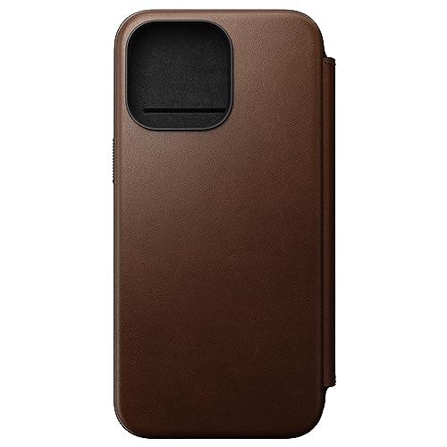 Nomad Moderne Lederhülle für iPhone 15 Pro Max – Mag Safe Wireless Charging Leder Wallet Case, 3 Kartenfächer, 360° schützender Bumper & 3 m Fallschutz – Braun von Nomad Goods