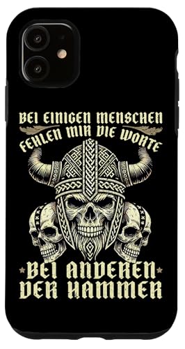 Bei Einigen Menschen Fehlen Mir Die Worte Bei Anderen Hammer Hülle für iPhone 11 Bei Einigen Menschen Fehlen Mir Die Worte Bei Anderen Hammer Hülle für iPhone 11 von Nordische Mythologie Nordman Wikinger Odins Runen