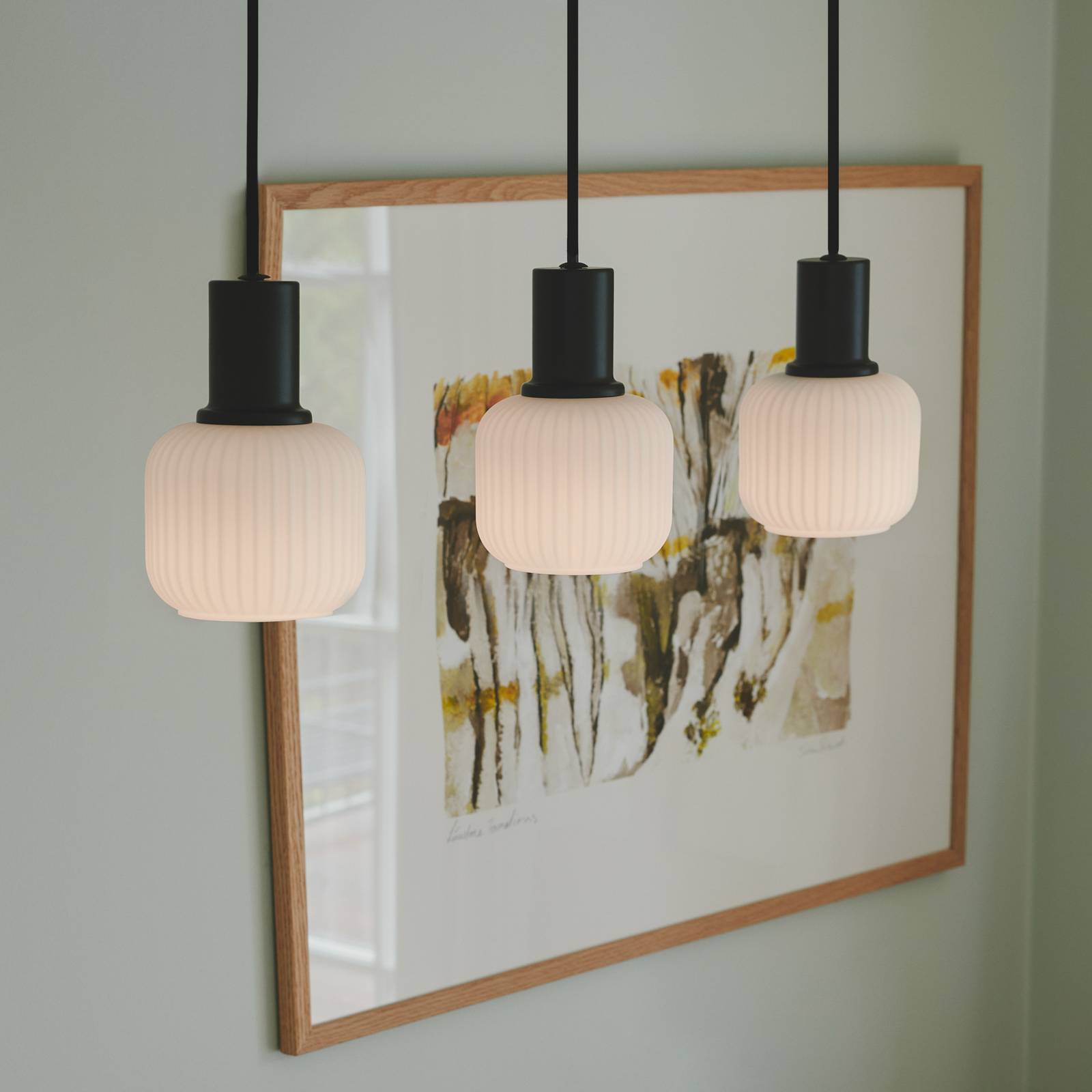 Hängeleuchte Milford Mini, 3-flammig, schwarz, Glas gerippt Hängeleuchte Milford Mini, 3-flammig, schwarz, Glas gerippt von Nordlux