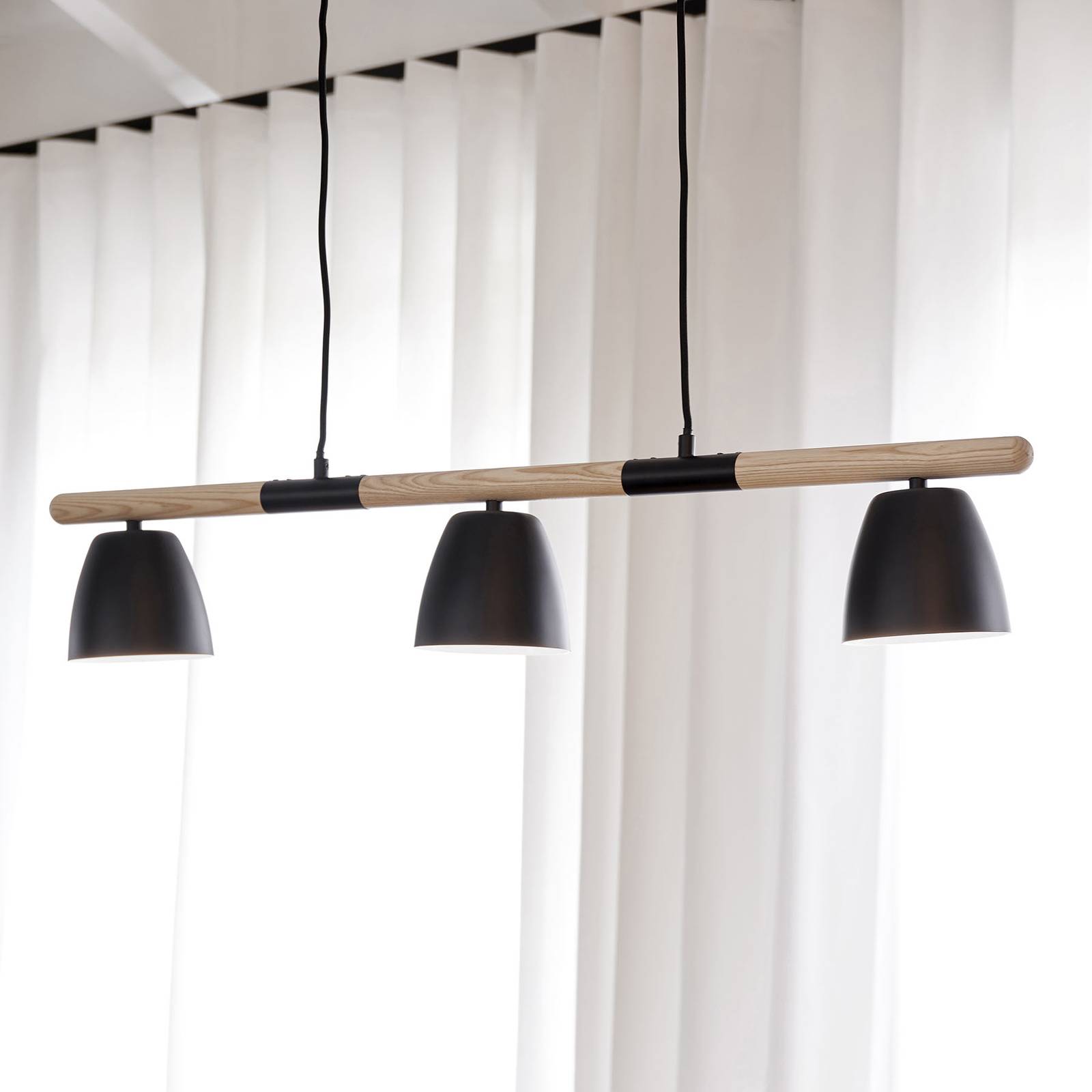 Hängeleuchte Theo, 3-flammig, aus Eschenholz Hängeleuchte Theo, 3-flammig, aus Eschenholz von Nordlux