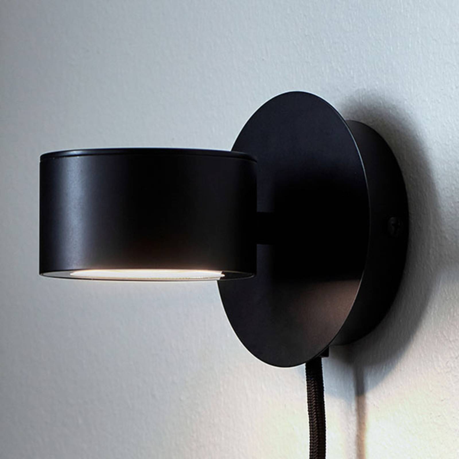 LED-Wandleuchte Clyde mit Stecker und Dimmer LED-Wandleuchte Clyde mit Stecker und Dimmer von Nordlux