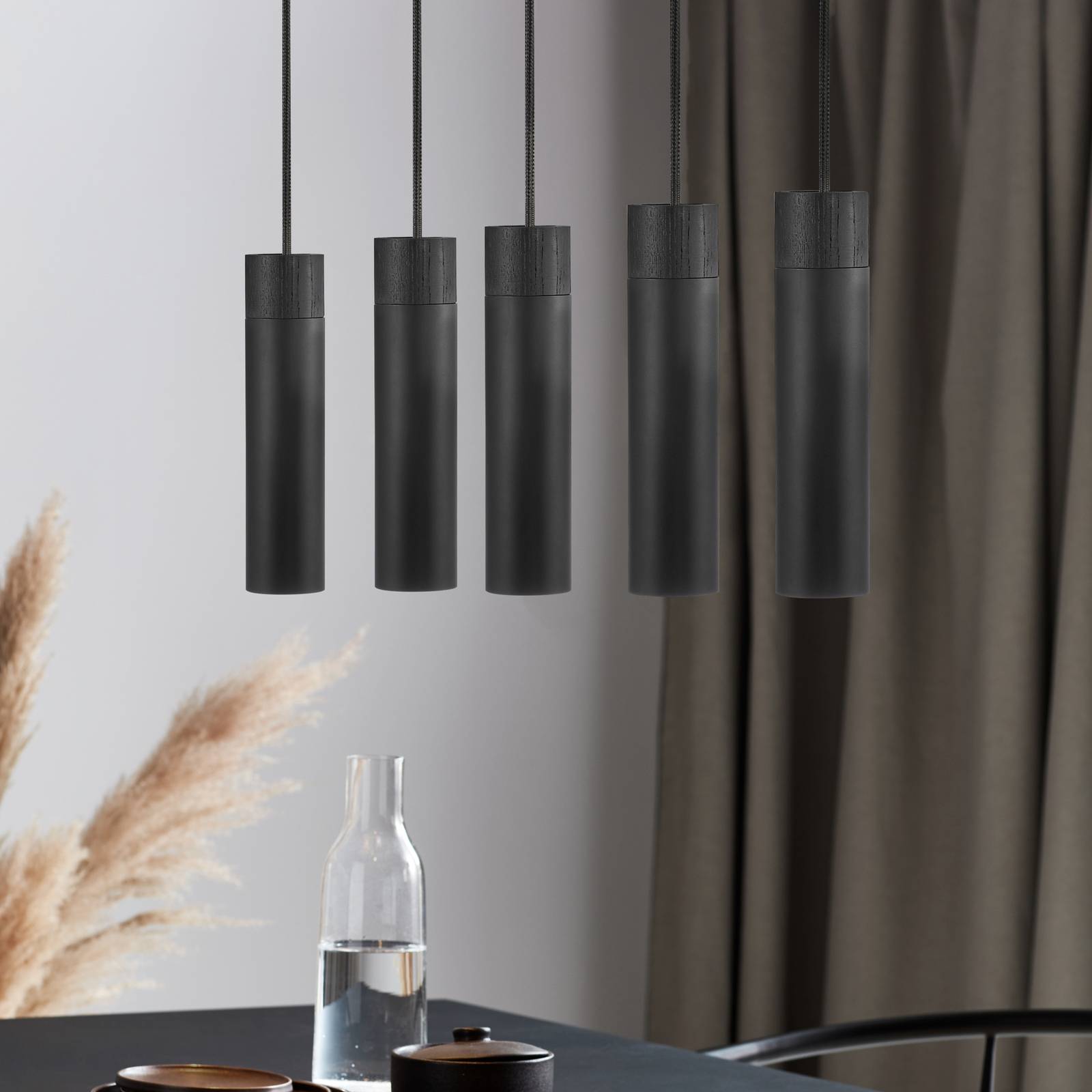 Pendelleuchte Tilo fünfflammig, schwarz Pendelleuchte Tilo fünfflammig, schwarz von Nordlux