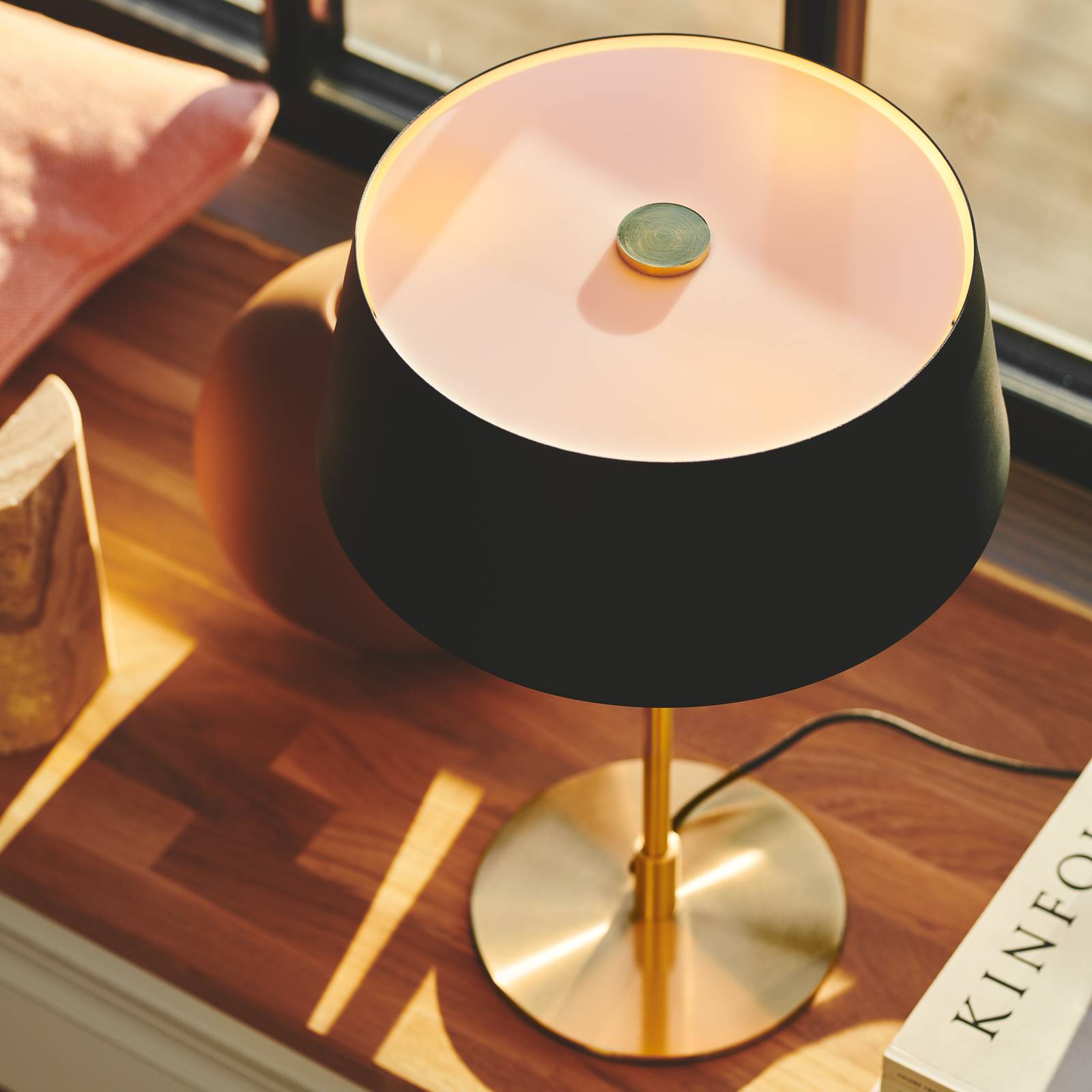 Tischleuchte Clasi in Schwarz/Gold mit Diffusoren Tischleuchte Clasi in Schwarz/Gold mit Diffusoren von Nordlux