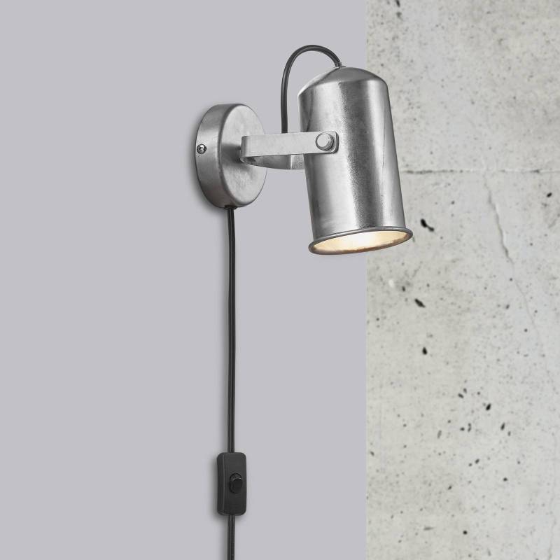 Wandleuchte Porter im Industrie-Look mit Stecker von Nordlux