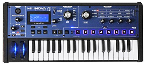 Novation MiniNova, kompakter VA-Synthesizer mit 37 Minitasten – Robuster, kompakter, leistungsstarker Mini-Synthesizer mit Stimmeffekt/Vocoder, 256 Werksklängen und fünf Effekten pro Stimme von Novation