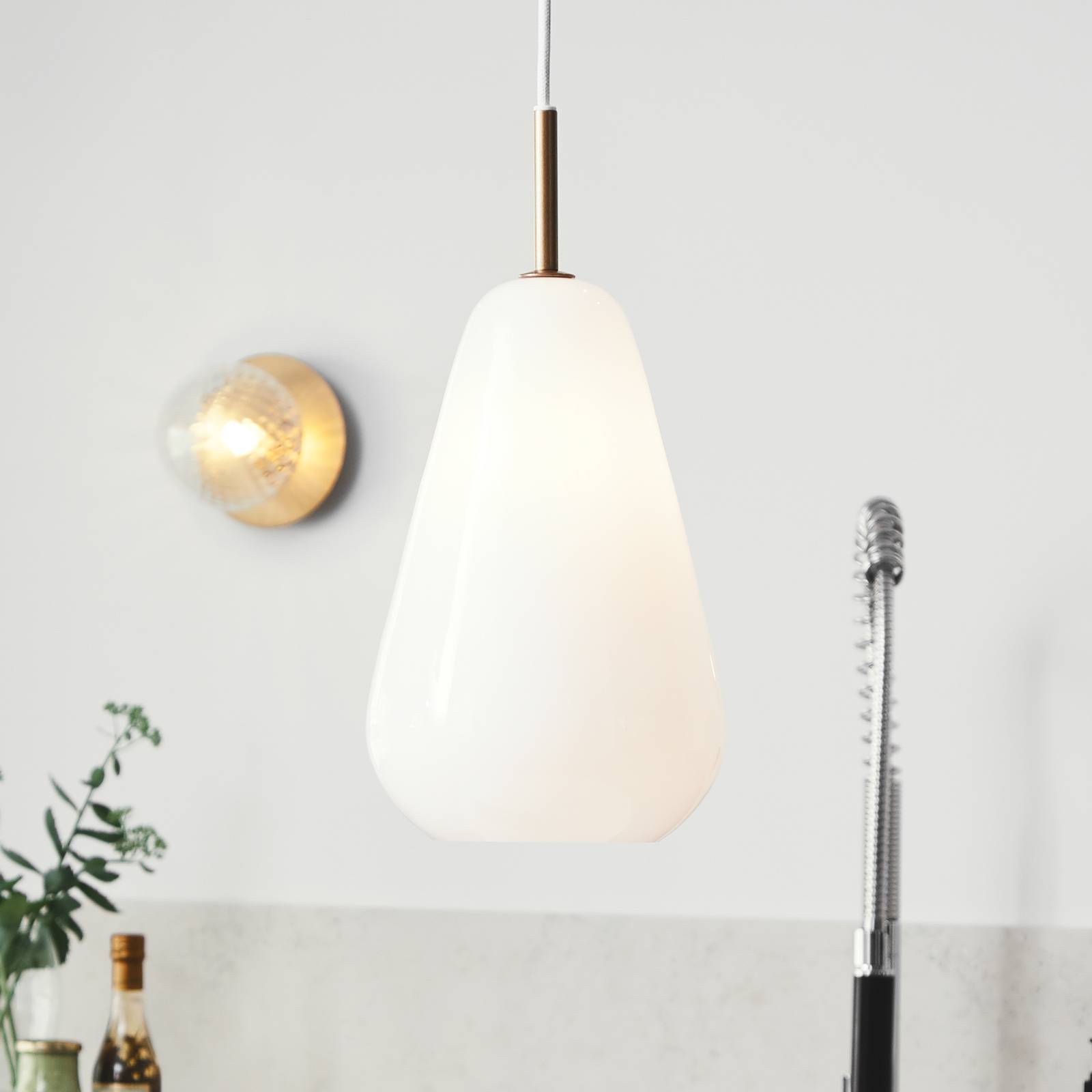 Nuura Anoli 1 Hängeleuchte, 1-flg. Ø 19 cm, weiß Nuura Anoli 1 Hängeleuchte, 1-flg. Ø 19 cm, weiß von Nuura Aps