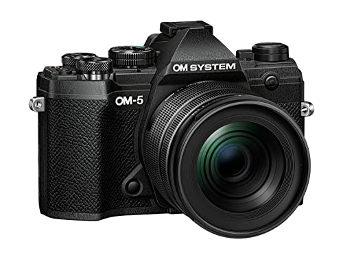 OM SYSTEM OM-5 Micro Four Thirds Systemkamera inkl. M.Zuiko Digital ED 12–45 mm PRO Objektiv, 20 MP Live MOS-Sensor, optimierte 5-Achsen-Bildstabilisierung, IP53, Schwarz/Schwarz von OM SYSTEM