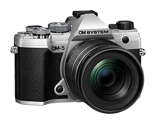 OM SYSTEM OM-5 Micro Four Thirds Systemkamera inkl. M.Zuiko Digital ED 12–45 mm PRO Objektiv, 20 MP Live MOS-Sensor, optimierte 5-Achsen-Bildstabilisierung, IP53, Silber/Schwarz von OM SYSTEM