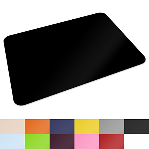 Schreibtischunterlage von Office Marshal® | hochwertige Tischauflage für Büro und Schule | abwischbar | rutschfest | 65x50 cm | schwarz von OfficeMarshal