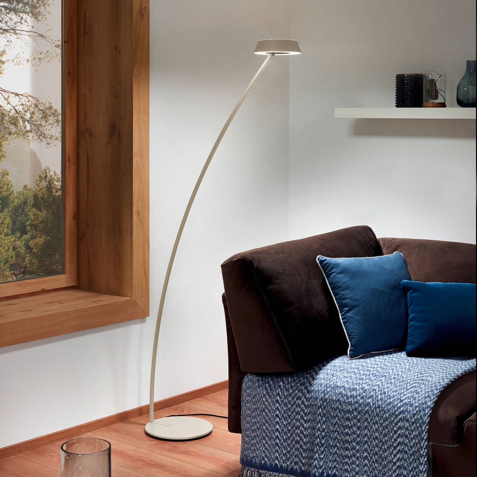 OLIGO Glance LED-Stehlampe gebogen cashmere OLIGO Glance LED-Stehlampe gebogen cashmere von Oligo